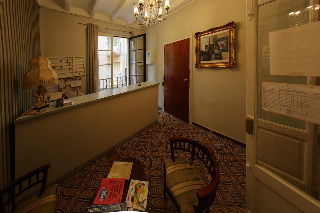Hostal Santa Teresa Reus Exteriér fotografie