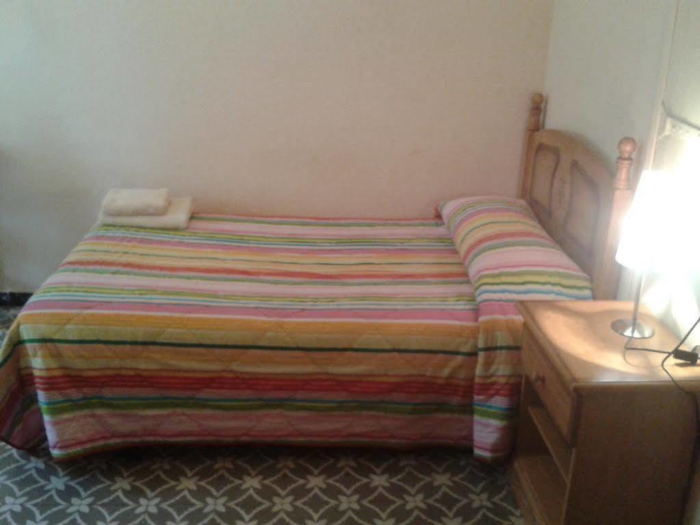 Hostal Santa Teresa Reus Exteriér fotografie