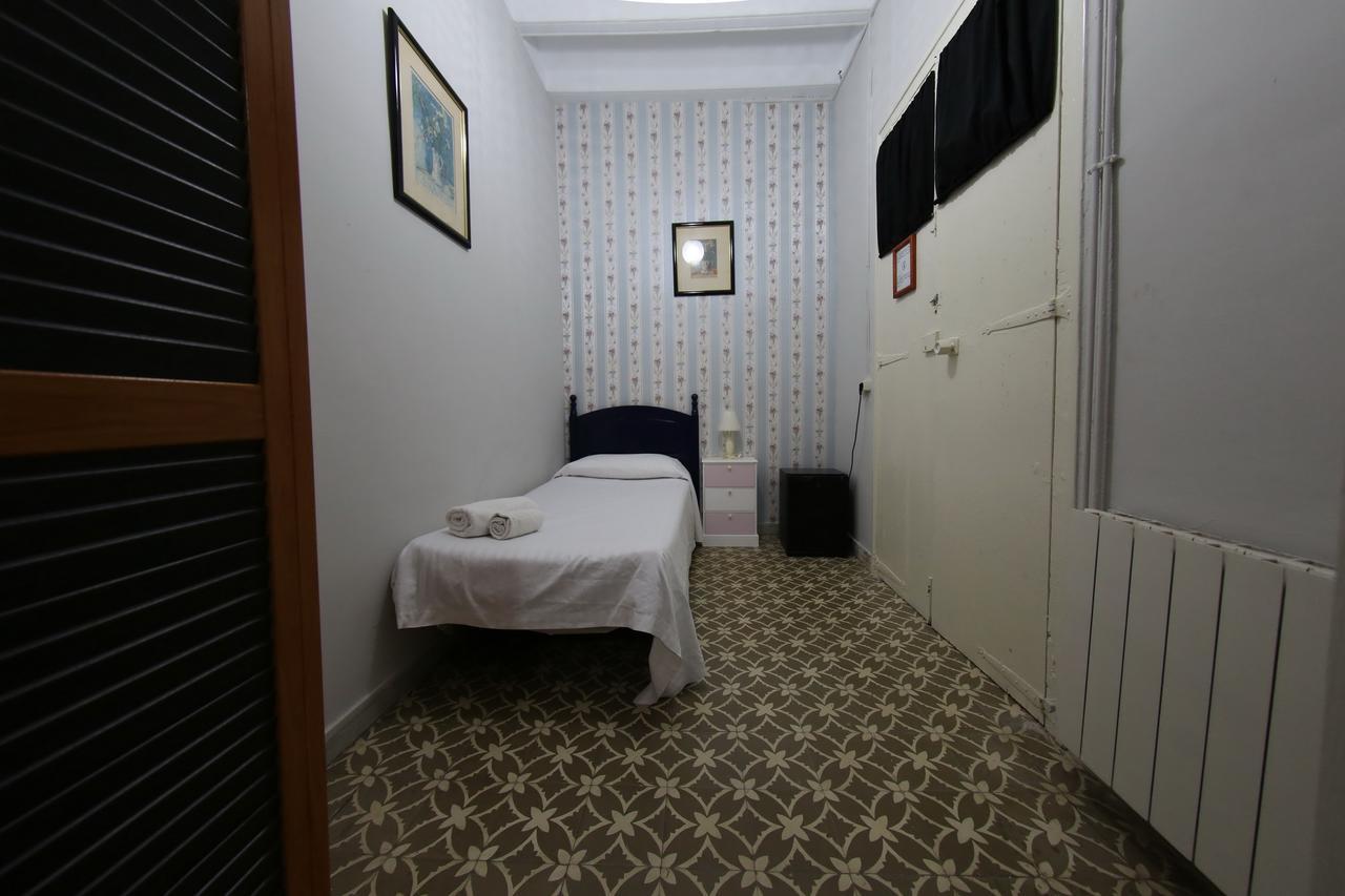 Hostal Santa Teresa Reus Exteriér fotografie